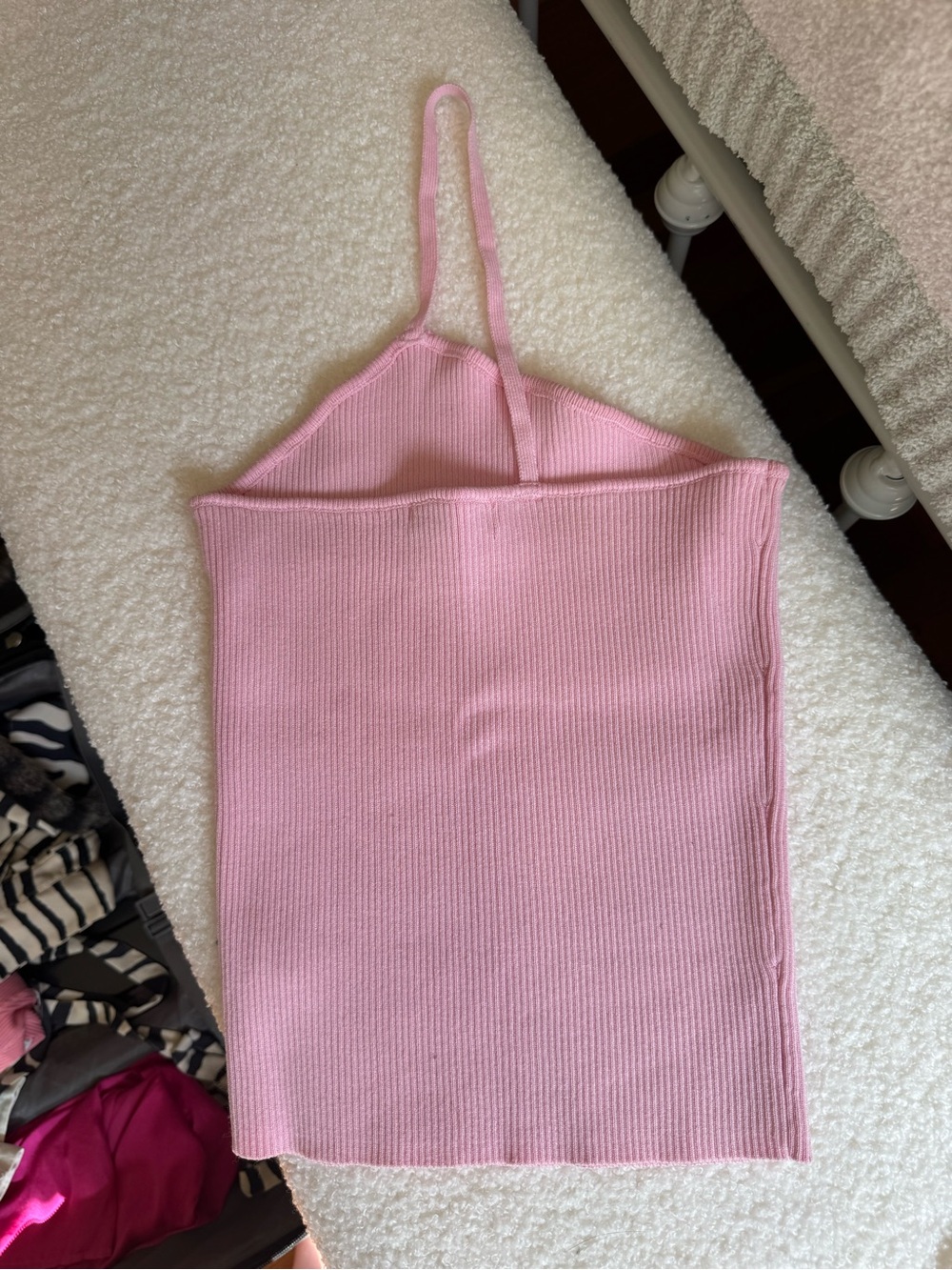Pink Ribbed One-Shoulder Crop Top - Picture 2 of 3